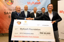 A donation of RM 50,000 from Orando Holdings towards the Sarawak Rural Kids Education Fund